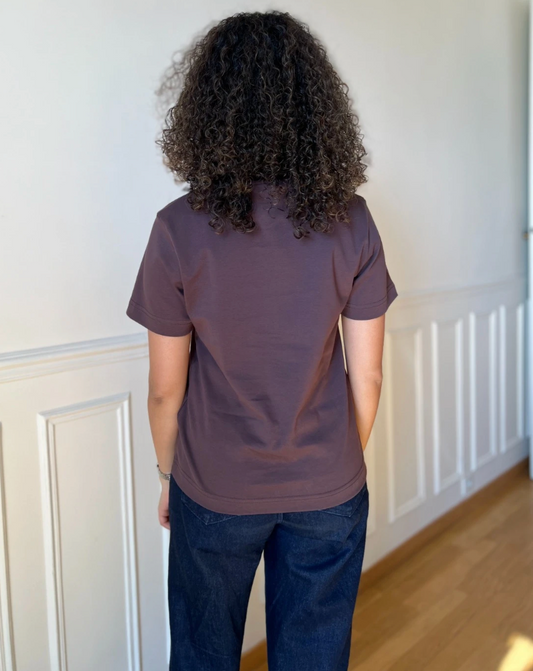 Kharga | T-shirt premium coton marron: Le basic durable
